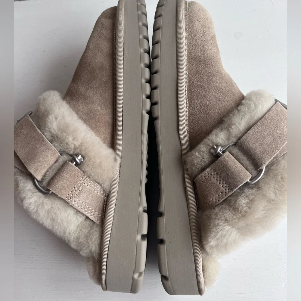 BURBERRY Snug Genuine Shearling Clog- Hunter Size 38 - Picture 10 of 13